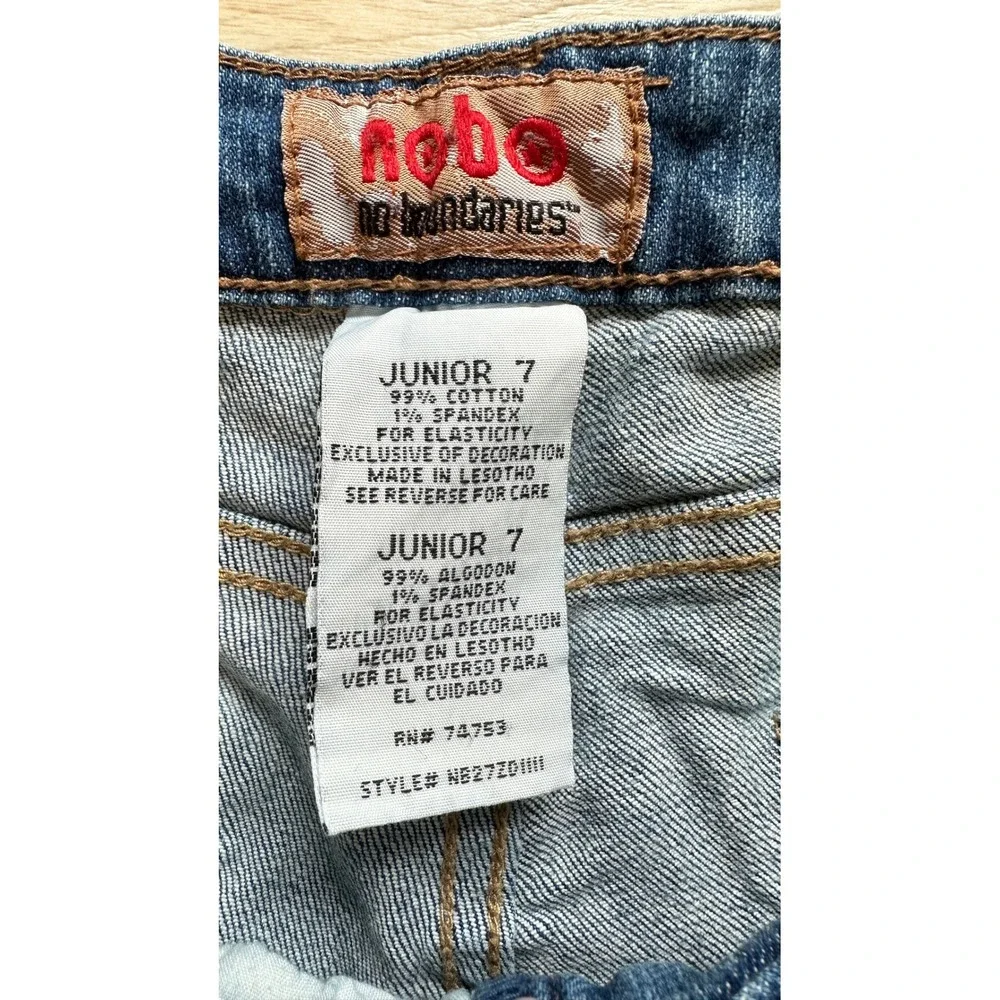 Y2K Low Rise Capri Denim Jeans Women Junior 7  Washed Embroidered Wing Pocket